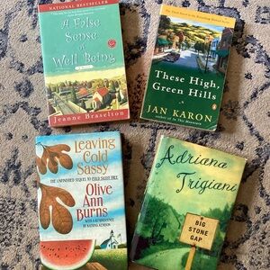 🍉Bundle of 4 Women’s Drama Books🍉